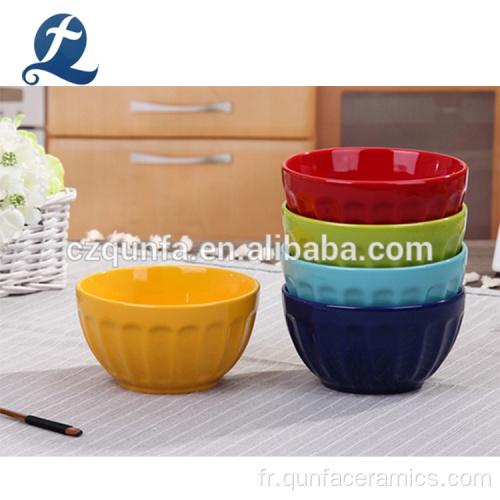 Bol de riz en céramique à vaisselle texturée colorée domestique